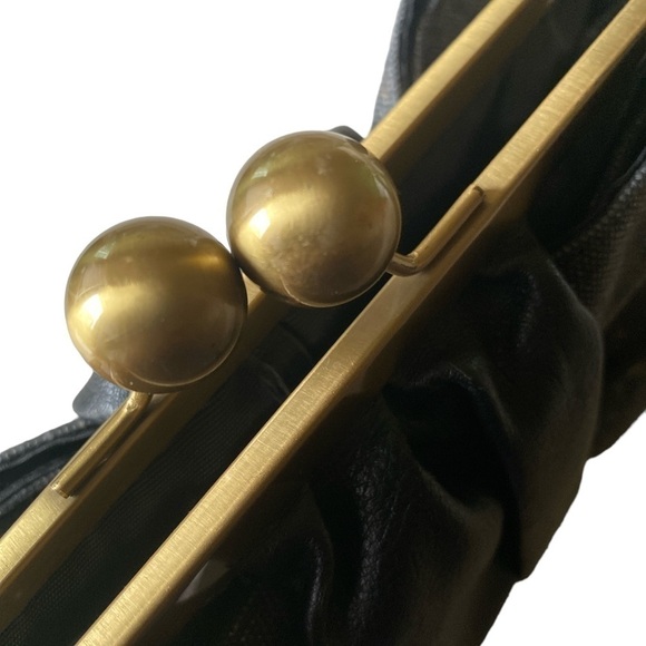 Jessica Simpson Canvas Bow Wristlet Black Gold 10” x 5” EUC - Picture 5 of 7